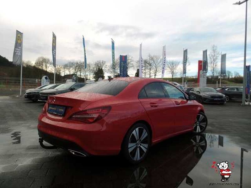 Mercedes-Benz CLA 180 Urban+AHK+Pano+LED+Business+Night+Spiegel Urban+AHK+Pano+LED+Business+Night+Spiegel